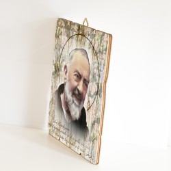 Quadro in legno sagomato stile vintage di Padre Pio