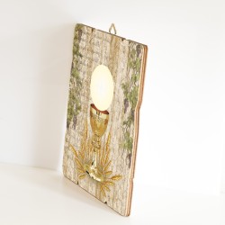 Quadro in legno sagomato stile vintage con i simboli eucaristici della Prima Comunione