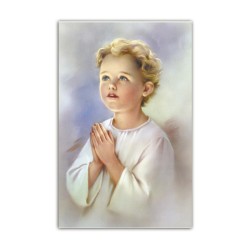 Stampa in formato postale con l'immagine di un bimbo che prega